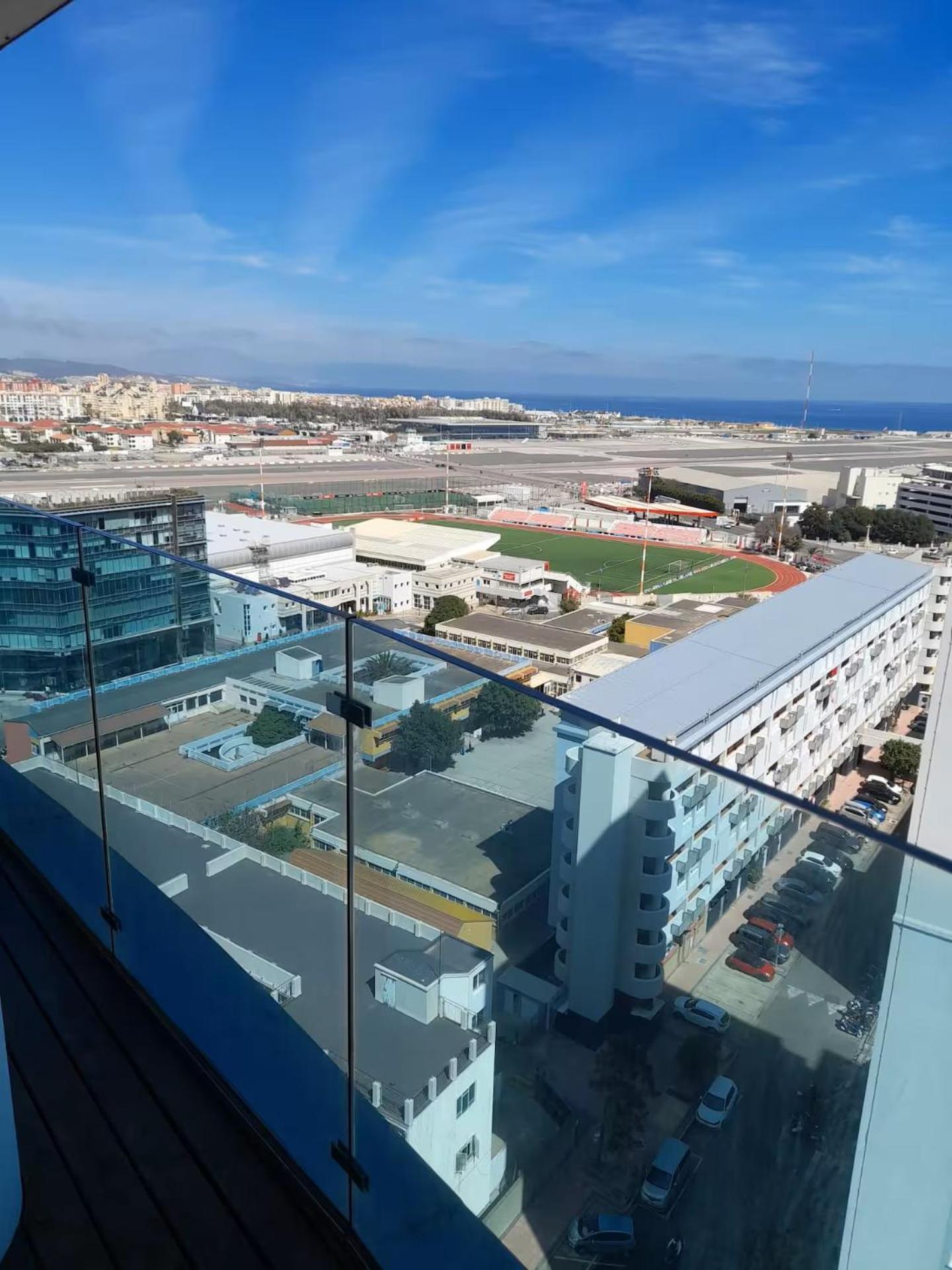 Seaside Serenity Oasis - High Floor - Stunning Views Gibraltar Exterior photo